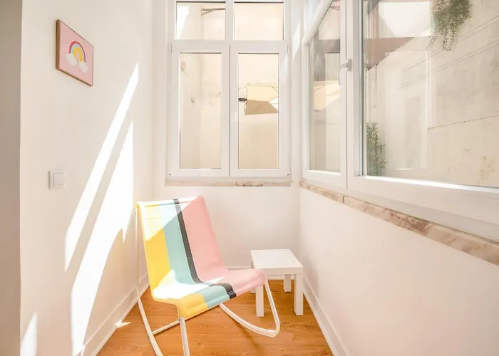 Appartamento Guestready - Captain's R/c Near Alfama Lisbona