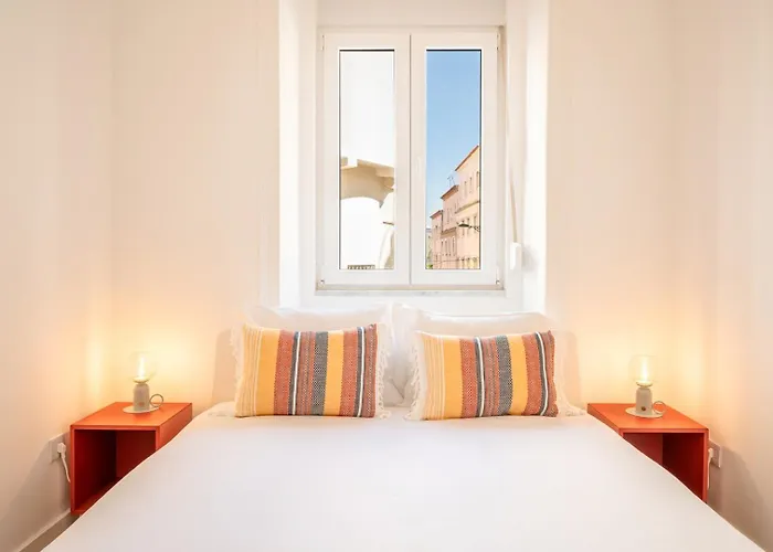 Guestready - Captain's R/c Near Alfama * Lisbona